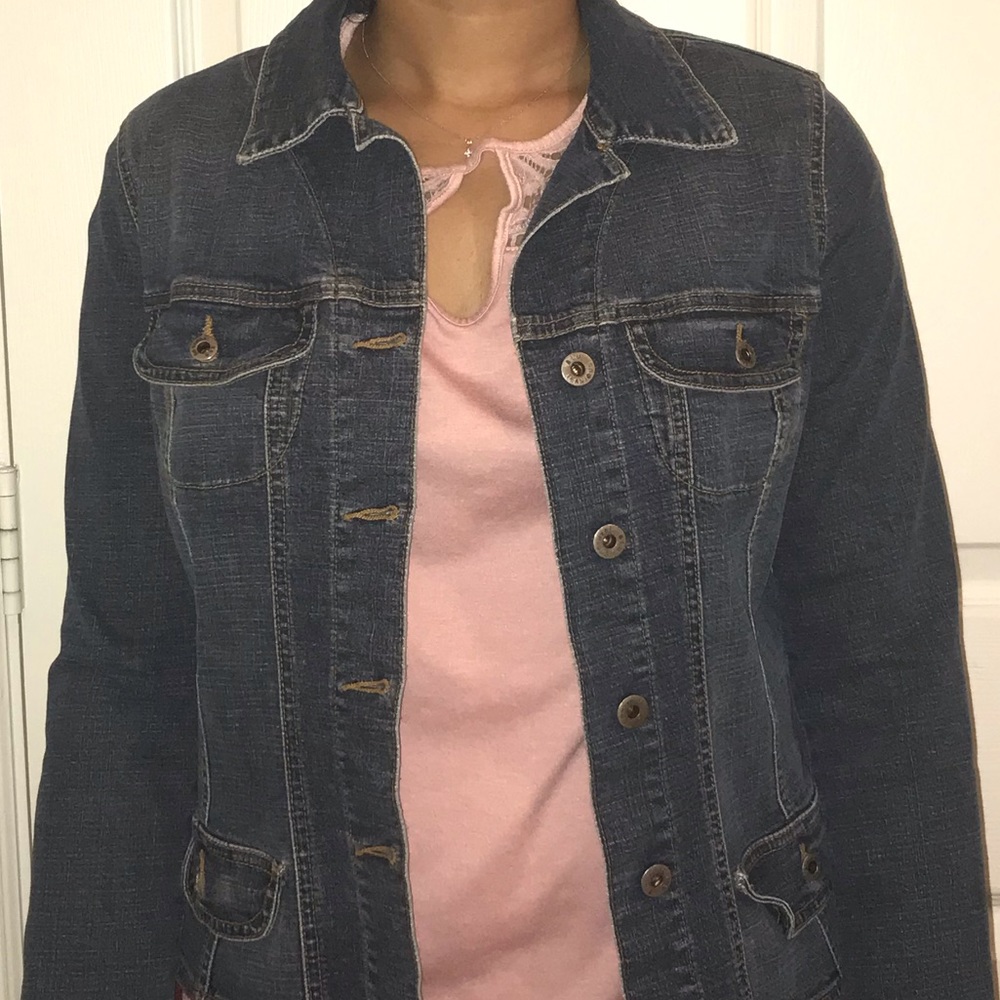 Denim jacket. - Picture 4 of 5